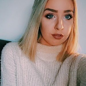 Meet your Posher, Annmarie